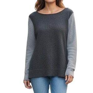 Club Monaco Two Tone Dark and Light Grey Cashmere Sweater Women's L G‎